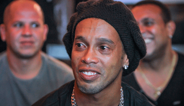 Ronaldinho: fisco de Brasil le embarga 57 propiedades y quita sus pasaportes