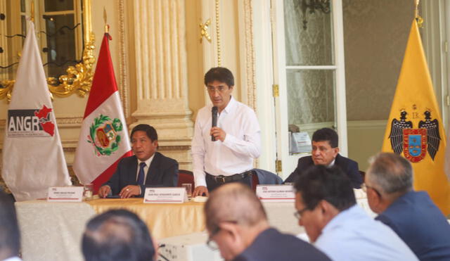 Asamblea de gobernadores es presidida por el presidente regional del Cusco, Jean Paul Benavente