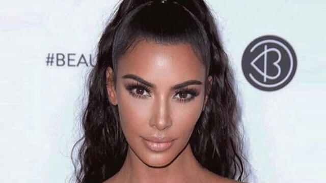 Vía Instagram: Kim Kardashian recibe críticas por presumir su derrier [FOTO]