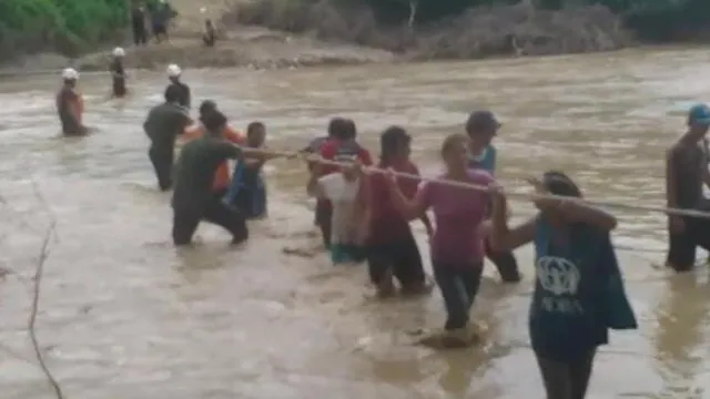 Lambayeque: rescatan a pobladores que se encontraban aislados en Motupe [VIDEO]