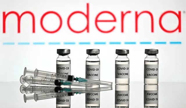Los efectos secundarios contemplados no se consideran un impedimento para aplicar la vacuna contra la COVID-19. Foto: AFP