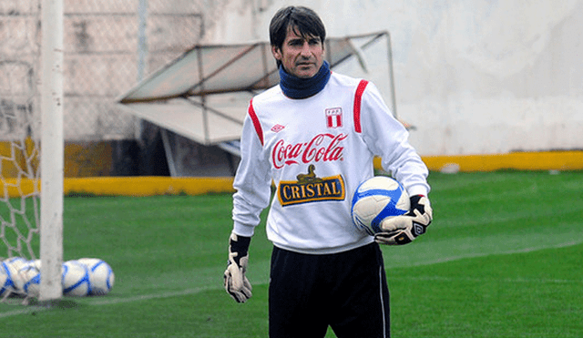 Óscar Ibañez volverá a ser el preparador de arquero de la selección peruana, así como lo fue en la época de Sergio Markarián. | Foto: GLR