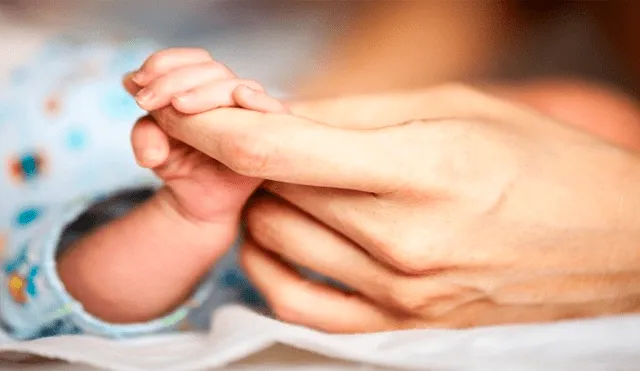 Mujer con dos úteros llega a tener un hijo en cada uno luego de cuatro abortos involuntarios