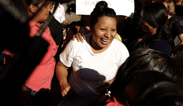 El Salvador: mujer condenada a 30 años de prisión por abortar fue liberada