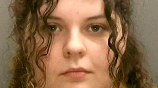 Jasmine Rowbottom de 24 años años le mintió a las autoridades hace tres años. Foto: SWNS.