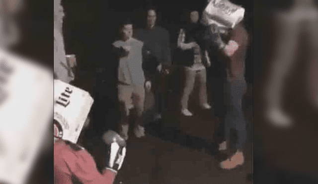 Facebook: Jóvenes pelean con cajas de cerveza en la cabeza y todo acaba mal [VIDEO]