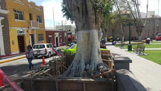 Moquegua: Paralizan obra de encofrado de pozos en la plaza de Armas