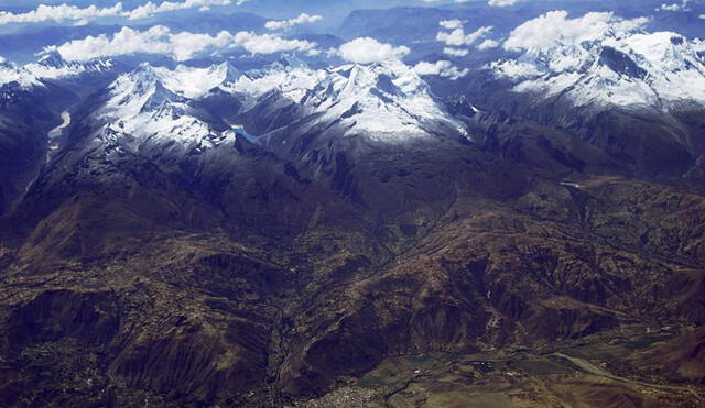 El aumento de la temperatura del planeta provocó que el Perú perdiera el Perú perdió el 51% de su superficie glaciar en los últimos 50 años. Foto: SPDA