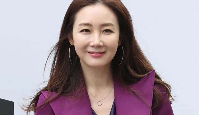 La actriz coreana Choi Ji Woo espera a su primer hijo.