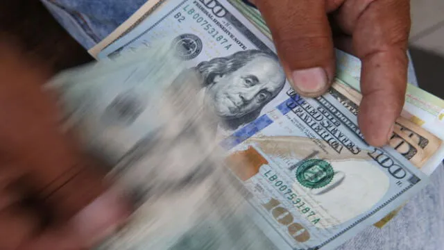 Dólar en Perú lun 11 nov