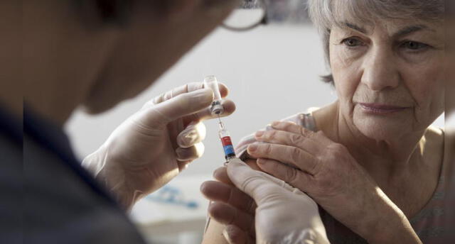 Vacunarán gratis a usuarios de Pensión 65 para prevenir la neumonía en Puno 