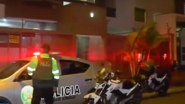 Asistentes fueron trasladados hacia la comisaría del sector. Foto: captura de TV Perú.