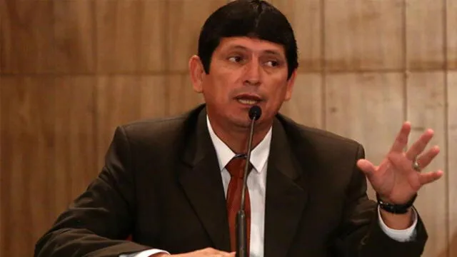 Conoce a Agustín Lozano, el reemplazante de Edwin Oviedo en la presidencia de la FPF
