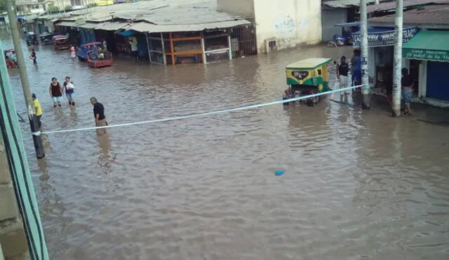 Intensa lluvia inundó mercado Modelo de Lambayeque y calles aledañas | VIDEO