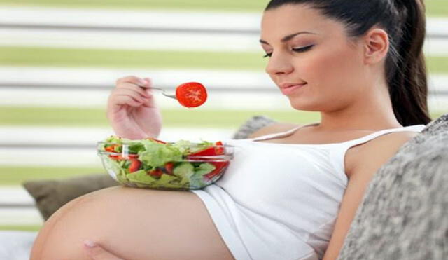  ¿Cómo alimentarse durante el embarazo? 