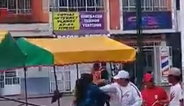Facebook: hinchas huancaínos se enfrentan tras el partido de Perú vs Francia [VIDEO]