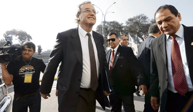 Ministro Carlos Basombrío sostiene que acusación debe ser archivada