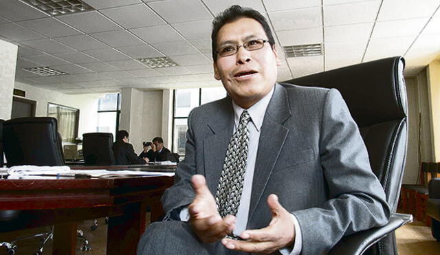 Consejero pide renuncia de gobernador de Puno por no solucionar los problemas