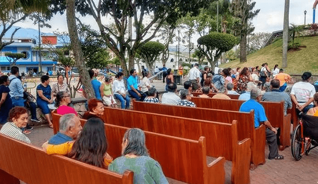 Parroquia en México brinda confesión al aire libre pese a propagación del COVID-19