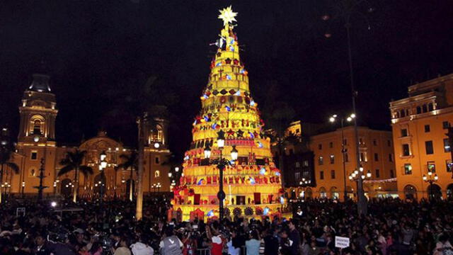 Festividades de Navidad en el centro de Lima.