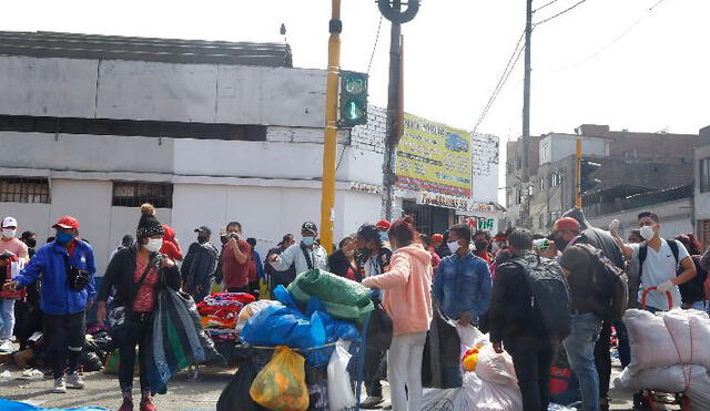 Casos de COVID-19 están disminuyendo de manera sostenida en todos los distritos de Lima. Créditos: Carlos Contreras / La República.