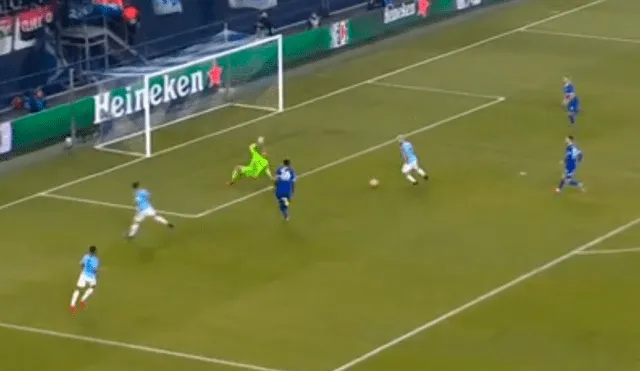 Manchester City vs Schalke 04: 'Kun' Agüero aprovecha tremendo blooper y pone el 1-0 [VIDEO]