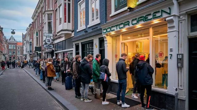 Colas para comprar marihuana en Holanda ante cierre de locales por coronavirus
