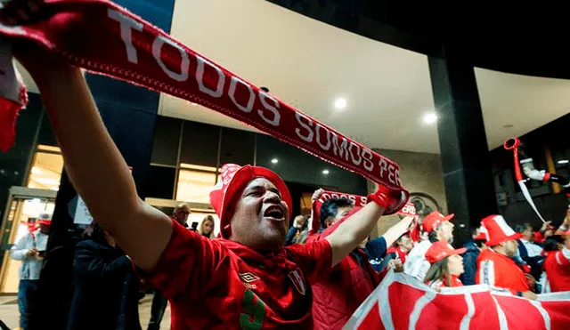 Perú vs. Chile: el emotivo banderazo de la hinchada peruana antes del ‘Clásico del Pacífico’