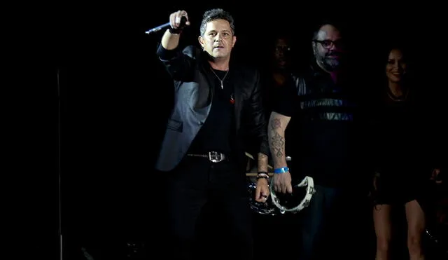 Alejandro Sanz pide disculpas públicas a su hijo por fallarle