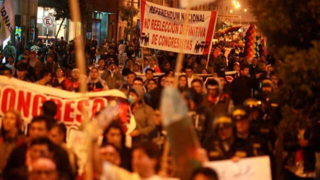 Cuarta marcha: manifestantes salen a las calles para exigir el cierre del Congreso de la República [VIDEO]  