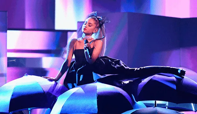 Ariana Grande perdió un collar de 169 mil dólares mientras cantaba