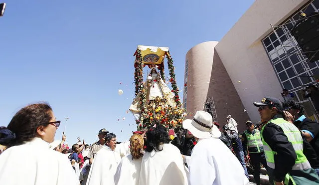 Arequipa: Miles de personas visitaron en su día a la Virgen de Chapi [FOTOS]