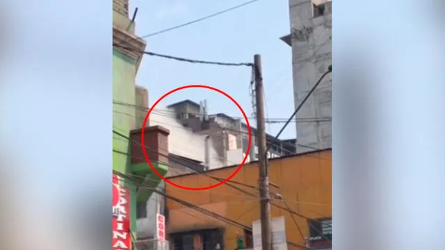 Reportan incendio en Gamarra. Créditos: Captura Canal N.