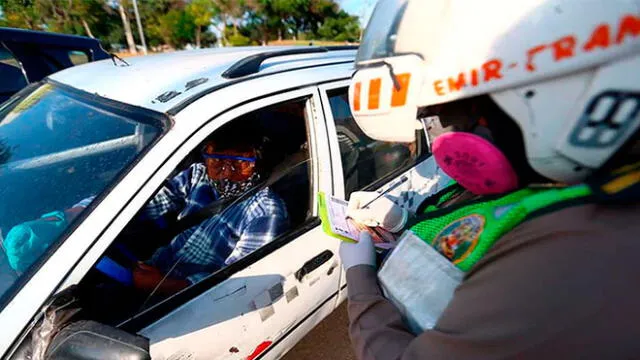 El conductor debe llevar el Pase Laboral cada vez que sale con dirección a su centro de labores.