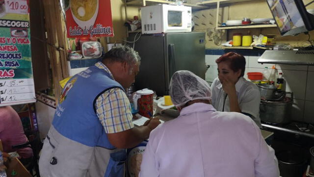 Municipalidad del Callao clausuró puestos en el mercado ‘Santa Rosa’ por insalubridad [FOTOS]