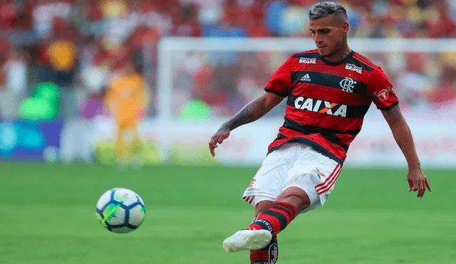 Miguel Trauco se deja querer por San Lorenzo y busca su salida de Flamengo