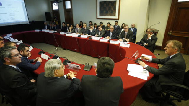 Jorge Muñoz anunció nuevas reuniones con operadores del Metropolitano [VIDEO]