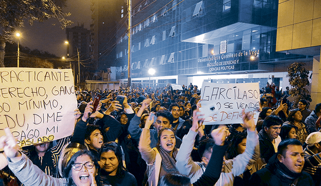 Protesta. Miles de alumnos viven una gran incertidumbre. (Foto: J. Reyes)