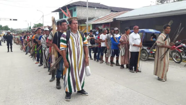 Indígenas de Atalaya, en paro indefinido, acuerdan bloquear ríos y tomar aeródromo