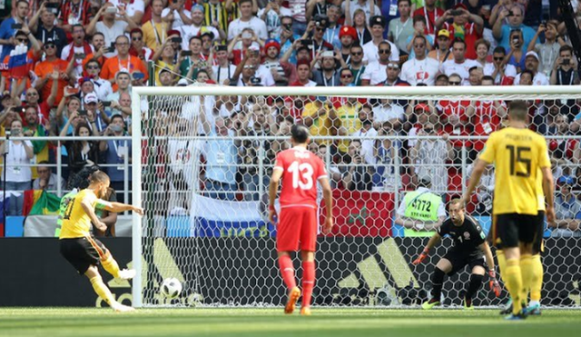 Bélgica vs Túnez: Hazard define fenomenal de penal para el 1-0 [VIDEO]
