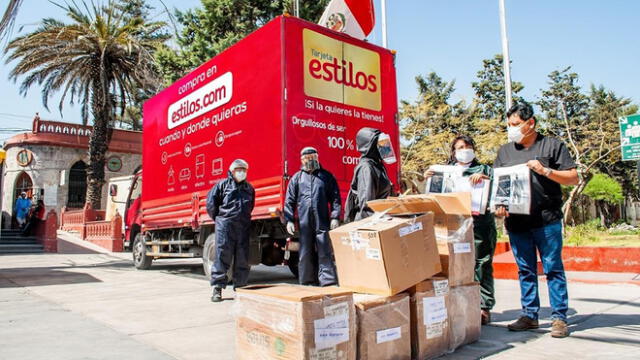 Empresa Estilos hizo aporte en hospital Goyeneche.