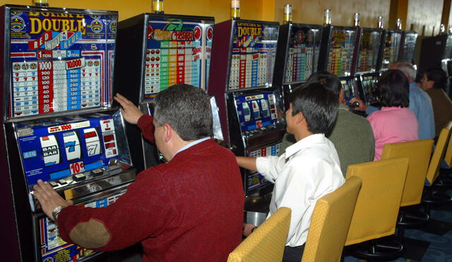 MEF publicó reglamento para aplicar ISC a casinos y tragamonedas en 2019