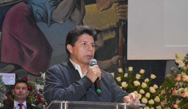 Pedro Castillo señaló que el legado a Mario Huamán en un llamado a la unidad de los obreros del Perú. Foto: FTCCP
