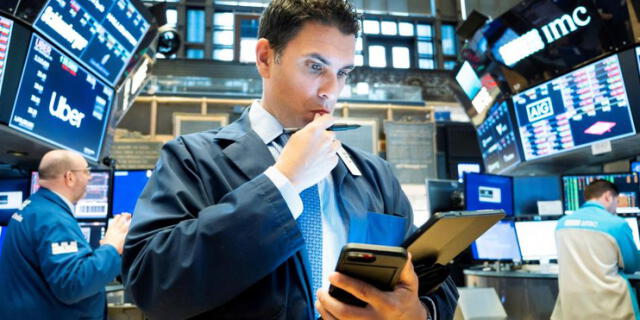 Wall Street abre en rojo y se acerca al peor trimestre de su historia
