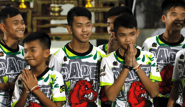 Tailandia: Los niños y el entrenador rescatados de cueva fueron dados de alta