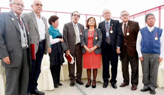 Congreso modificará Ley Universitaria para evitar cese de docentes de 70 años