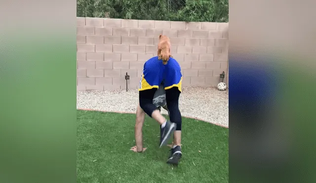 A través de YouTube se hizo viral el momento en que un joven realiza unas asombrosas acrobacias junto a su dueño.