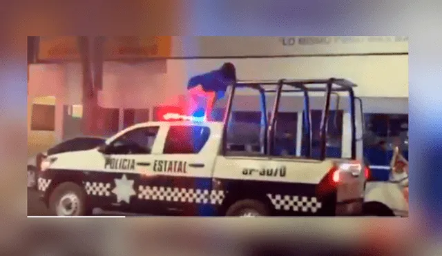 Facebook viral: Joven se sube a carro de Policía y hace atrevido ‘twerking’ [VIDEO]