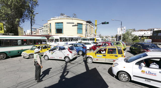 El infierno del tráfico en Arequipa hasta el martes [VIDEO]