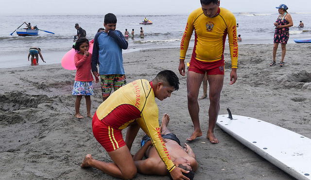 En enero, la PNP rescató a 395 bañistas en 108 playas de Lima